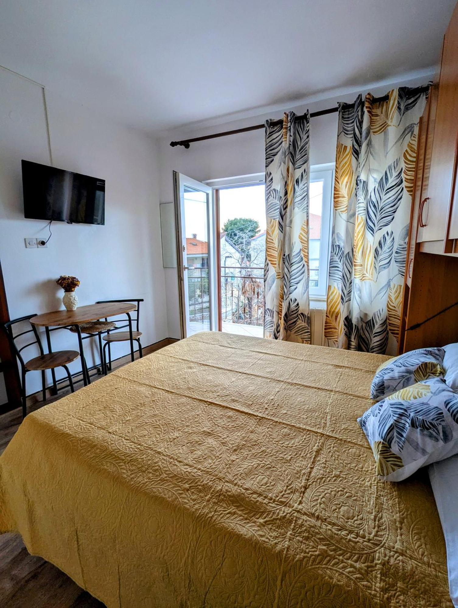 Apartments Ada Rovinj Exterior foto